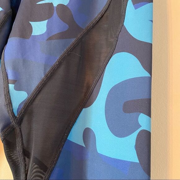 Zyia Navy Camo Mesh Light n Tight Leggings 8-10 - Picture 3 of 7